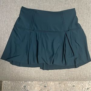 Lululemon skirt